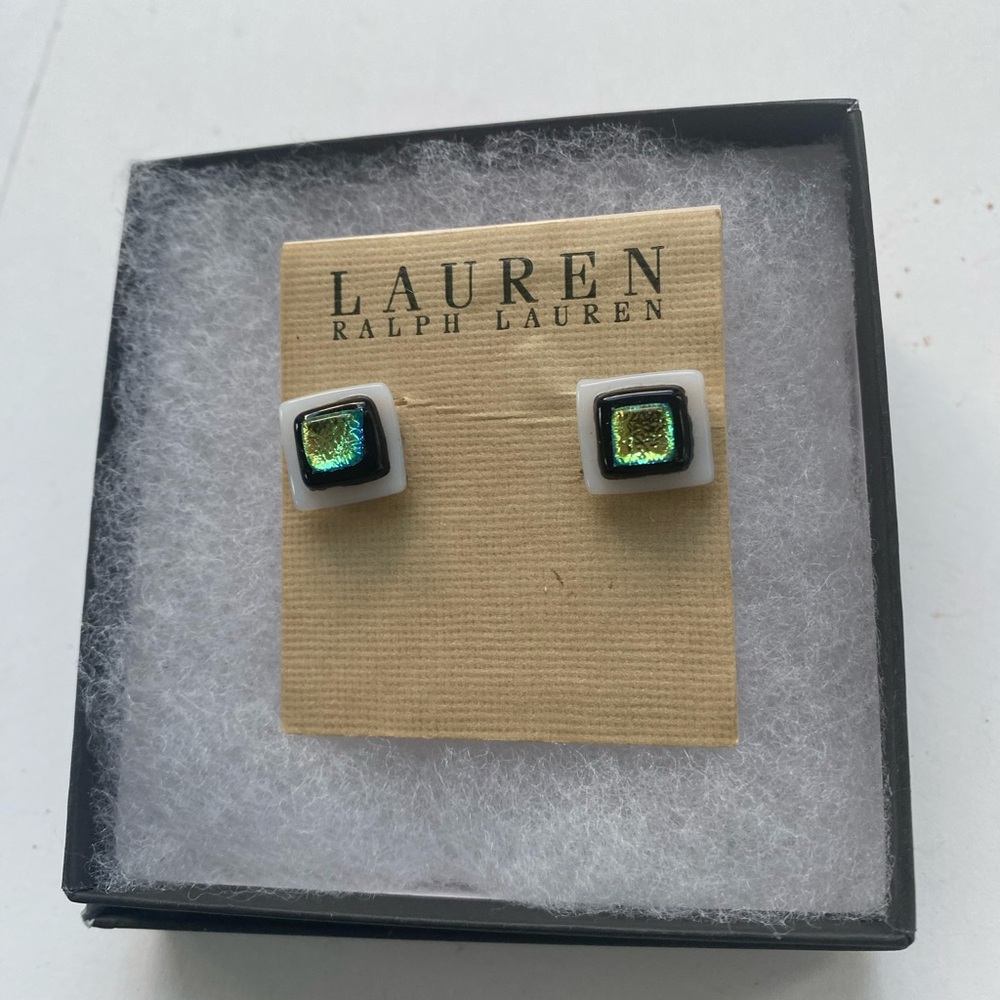 NWT Lauren Ralph Lauren Iridescent Green and White Earrings